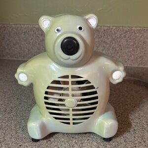 Cute Vintage Bear Shaped Fan